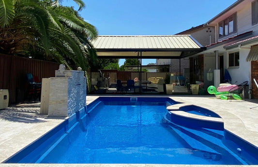 Pool in Kings Langley