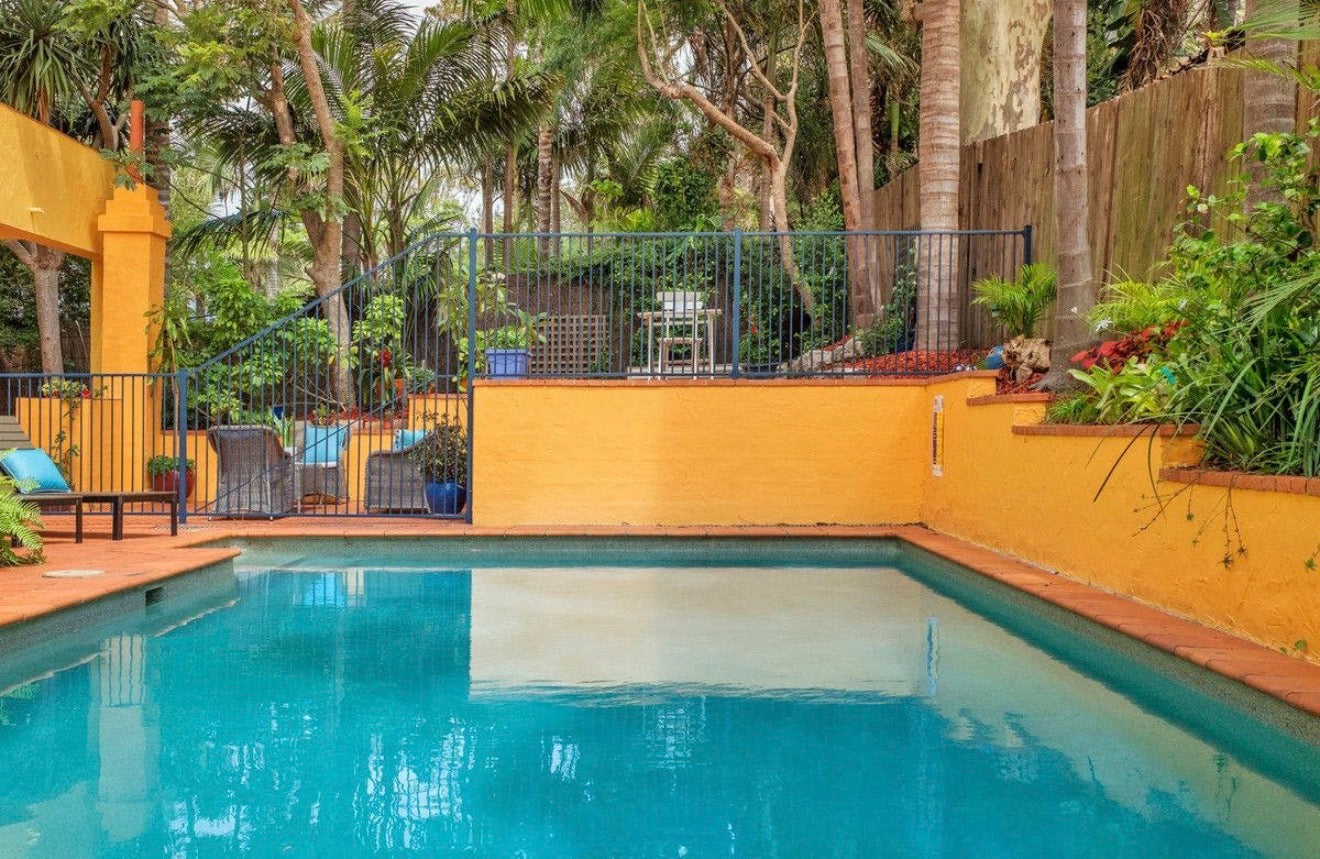 Pool in Newport